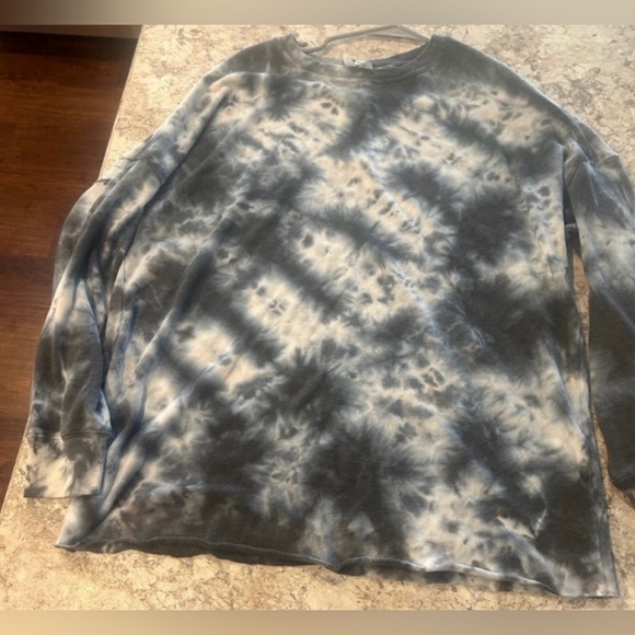 Womens Green Tea Greentea Tie Dye Sweatshirt Large NWT - Picture 7 of 11